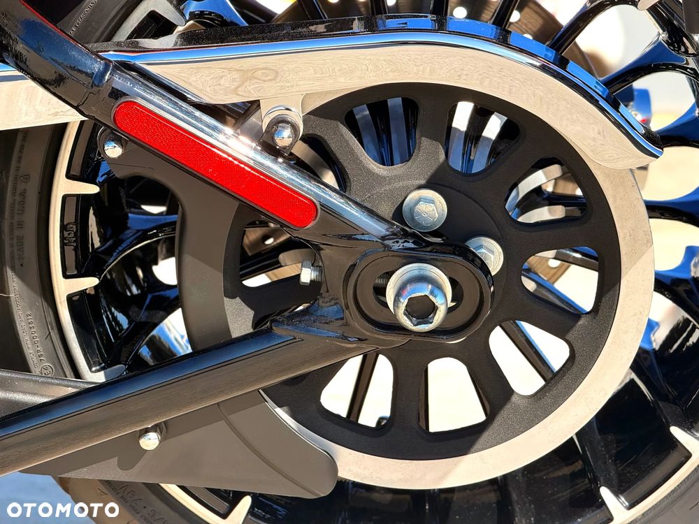Harley-Davidson FXSB Breakout - 25