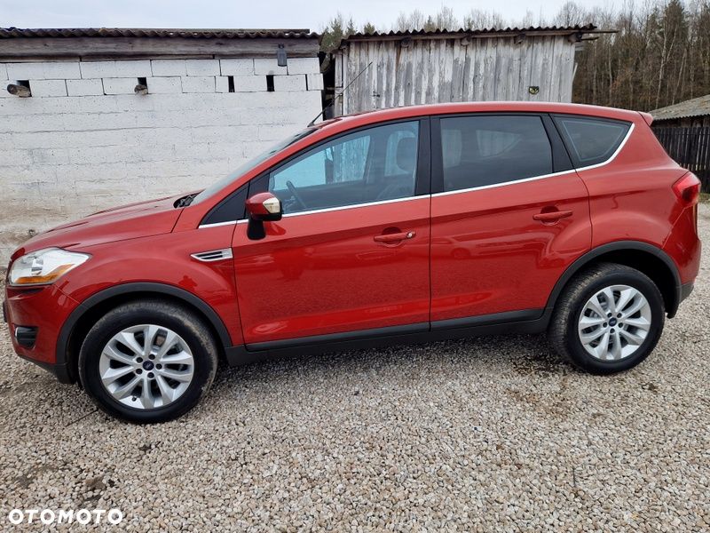 Ford Kuga 2.0 TDCi 2x4 Titanium - 6