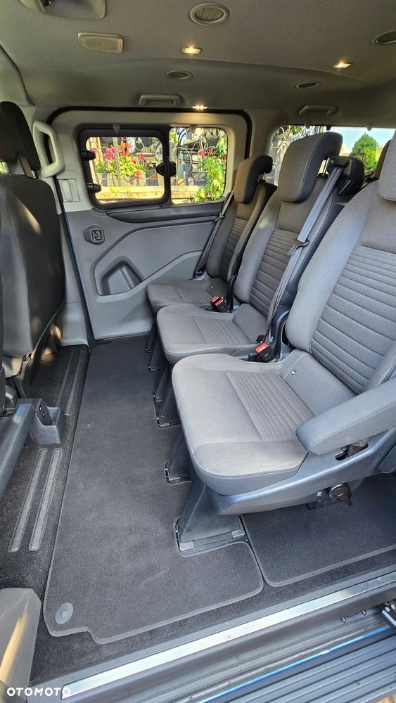 Ford Tourneo Custom 2.0 EcoBlue L2 Shuttle Bus Titanium - 8