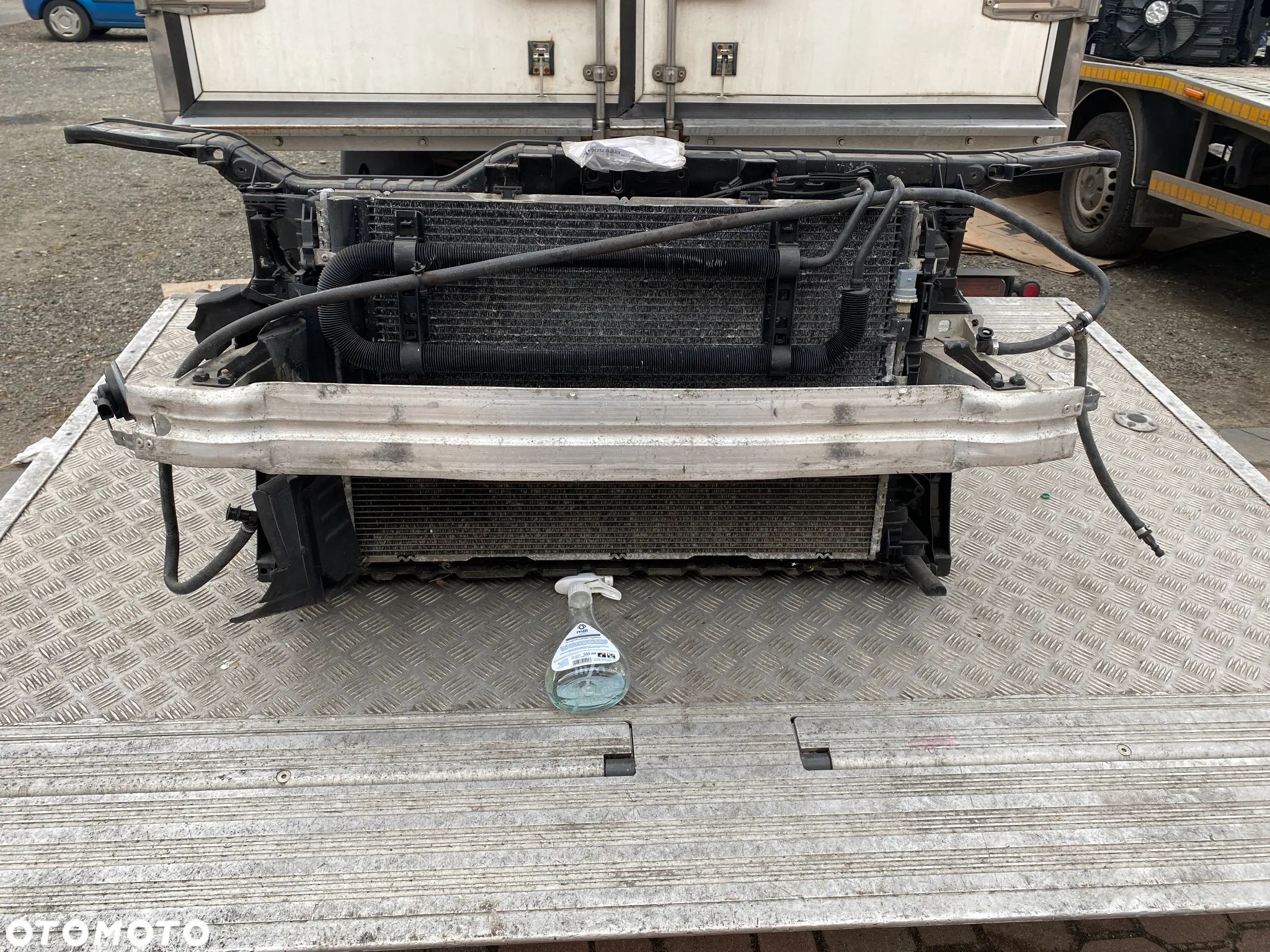 AUDI A4 B8 3.2FSI wzmocnienie pas przedni chłodnice wentylator - 1