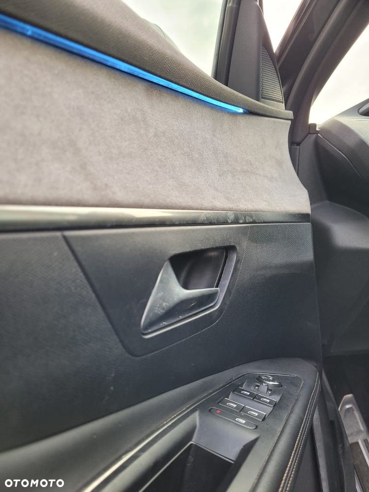 Peugeot 3008 1.6 PureTech Hybrid4 PHEV GT S&S EAT8 - 31