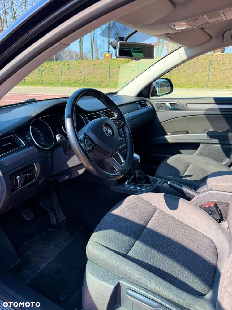 Skoda Superb 2.0 TDI Elegance - 6