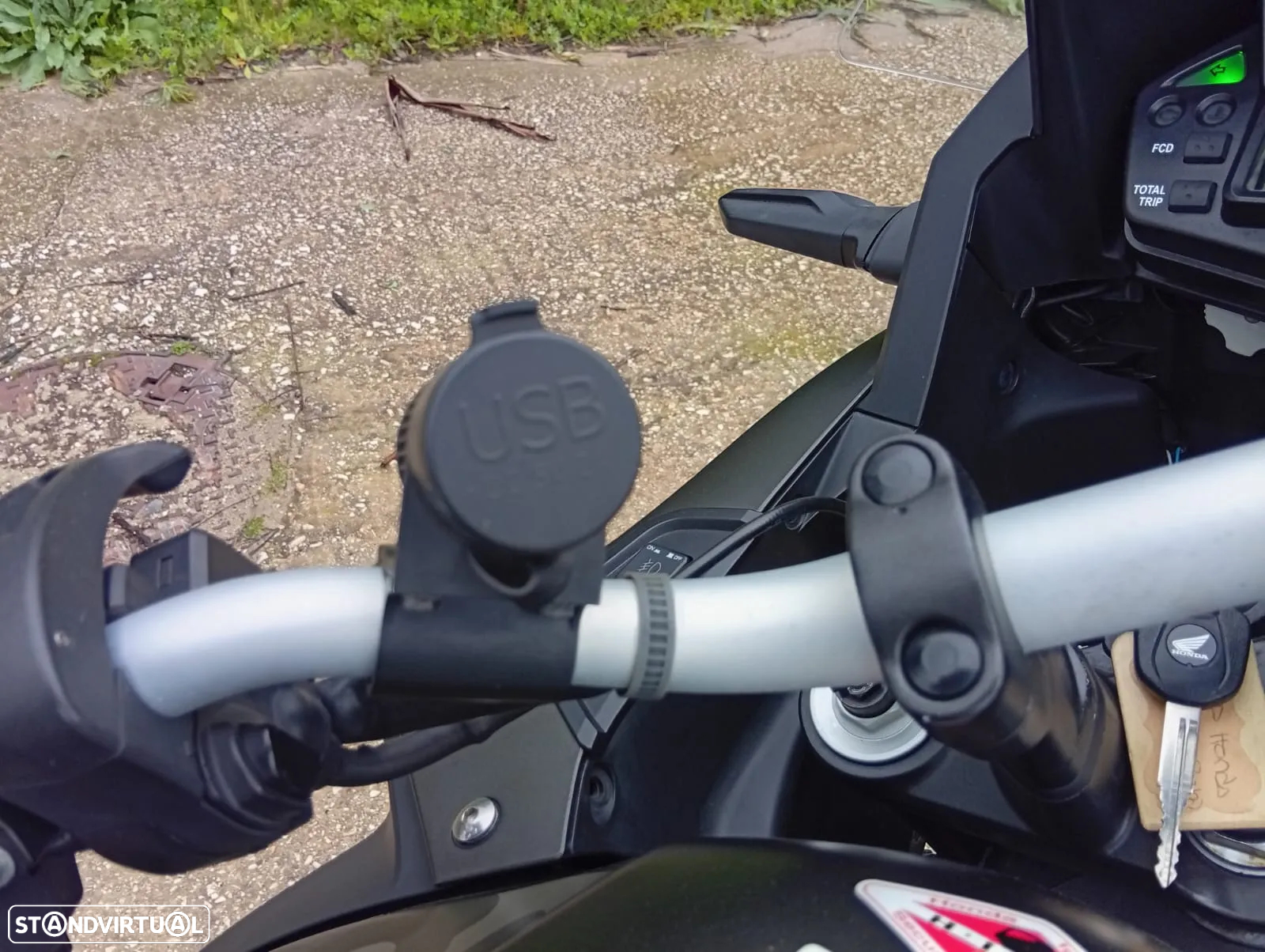 Honda VFR - 19