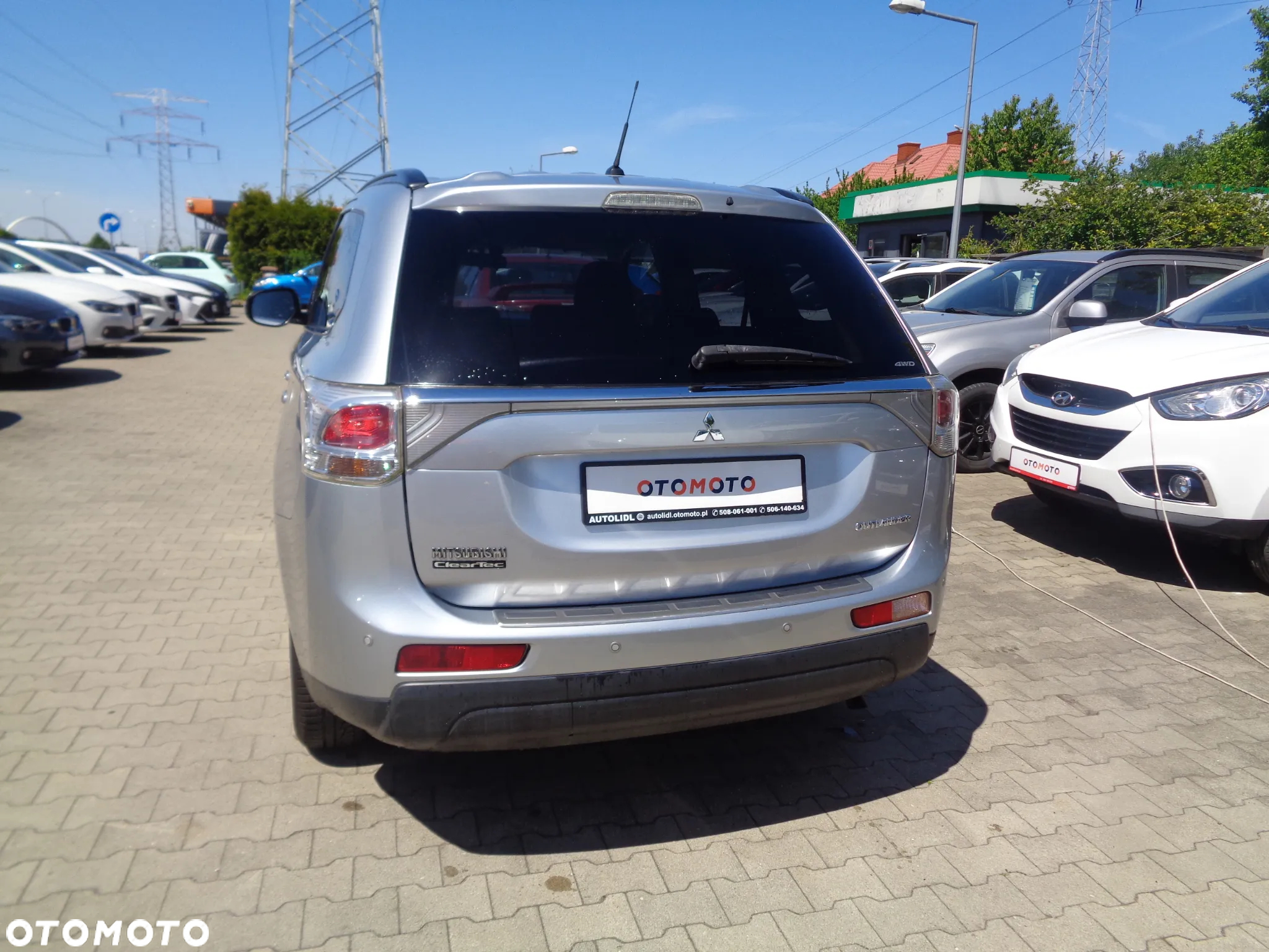 Mitsubishi Outlander - 3