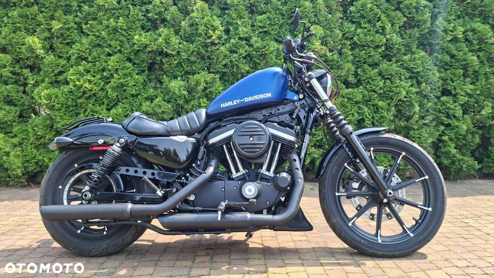 Harley-Davidson Sportster Iron 883 - 14