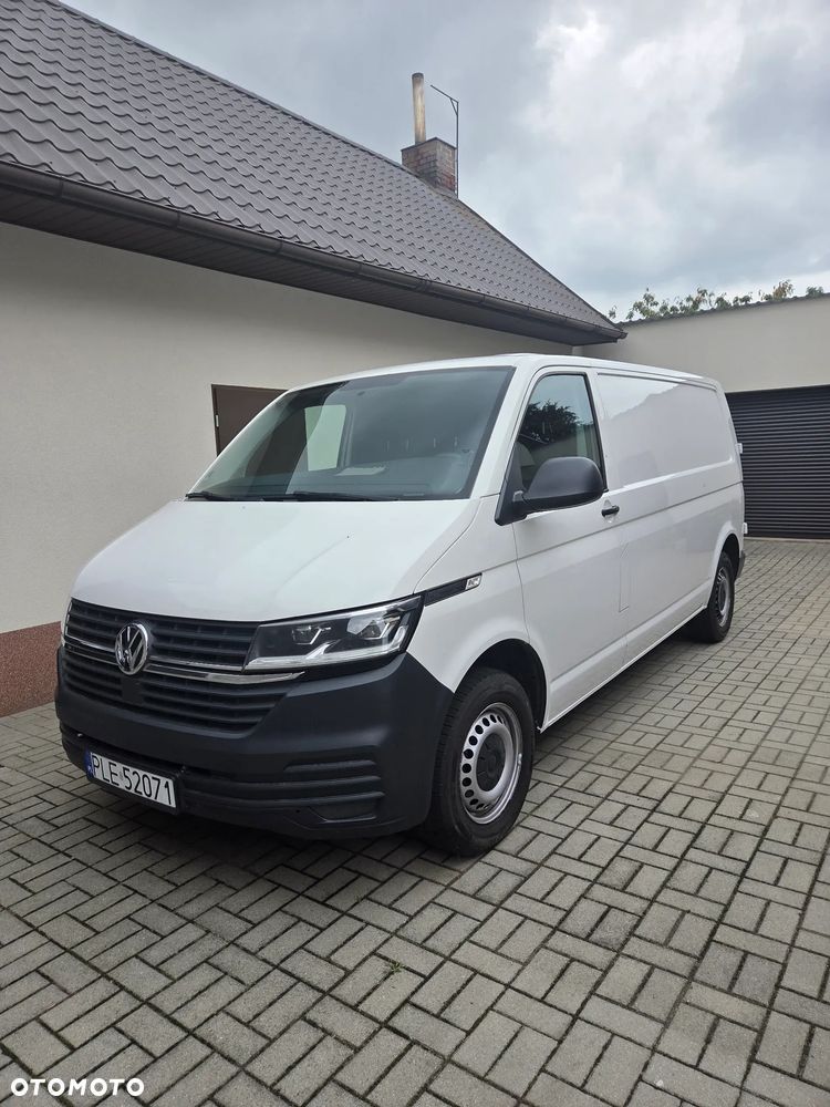 Volkswagen Transporter - 1