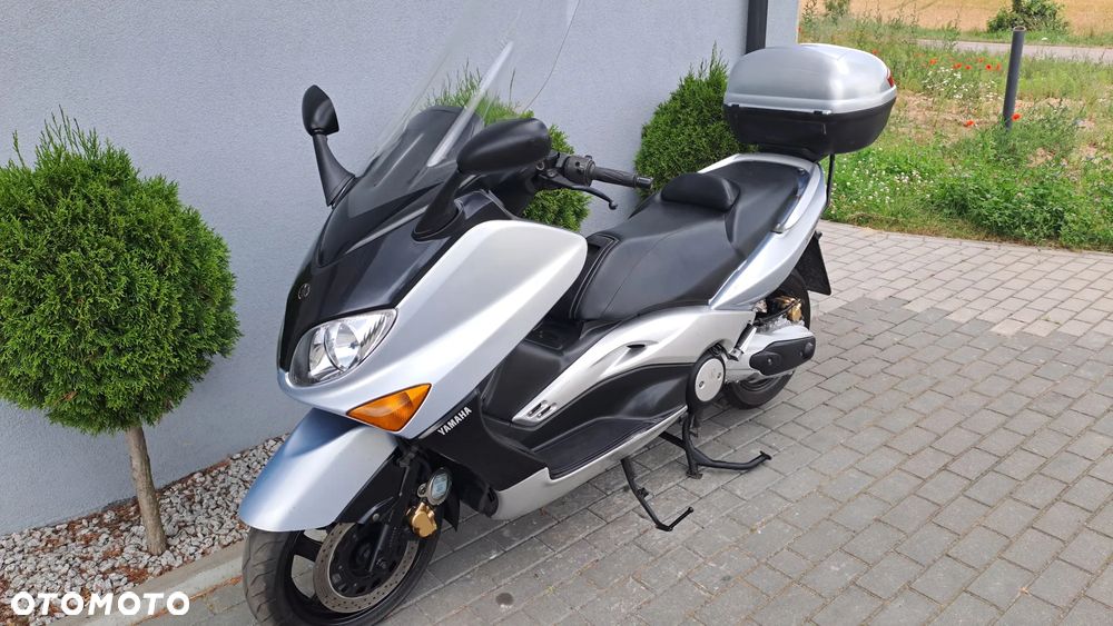 Yamaha Tmax - 41