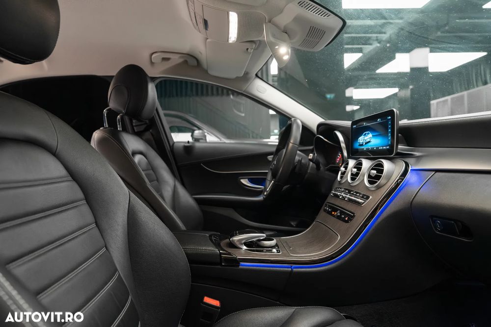 Mercedes-Benz C 200 9G-TRONIC - 38