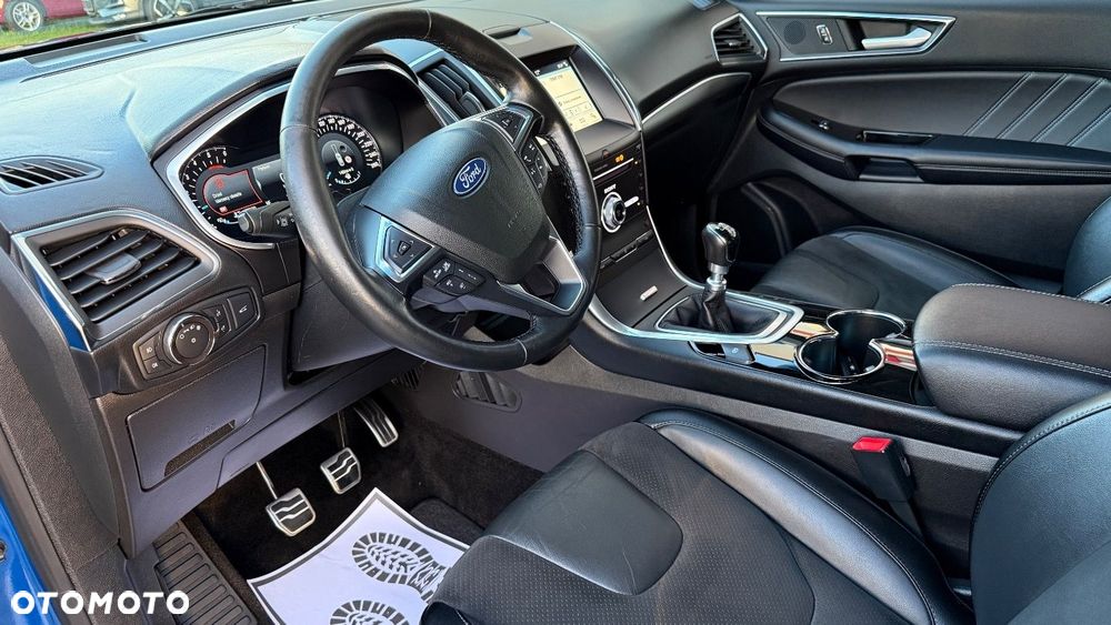 Ford Edge - 17