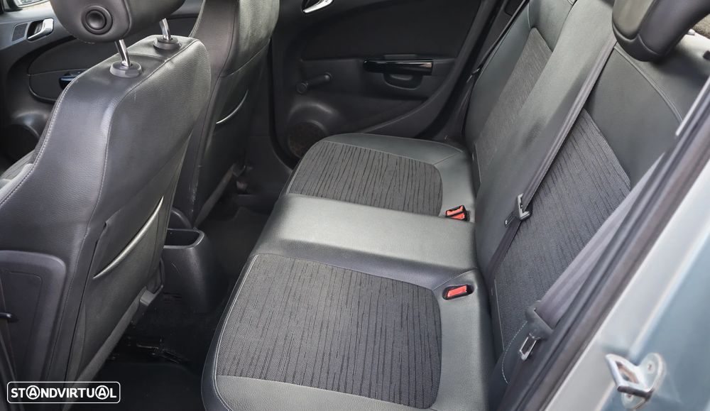 Opel Corsa 1.2 Cosmo 111 Easytronic - 8