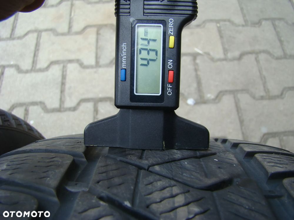 a18 5x114,3 5x114,3 Toyota RAV4 7,5jx18 opony zima 225/60 R18 - 17