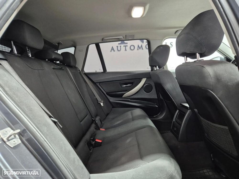 BMW 318 d Aut. - 8
