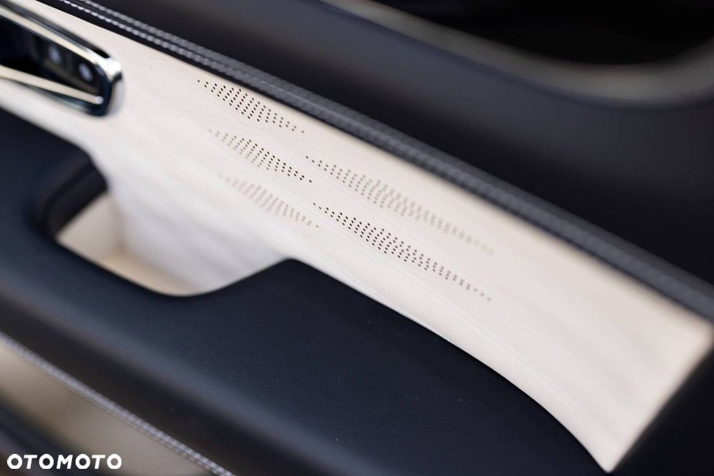 Bentley Bentayga - 10