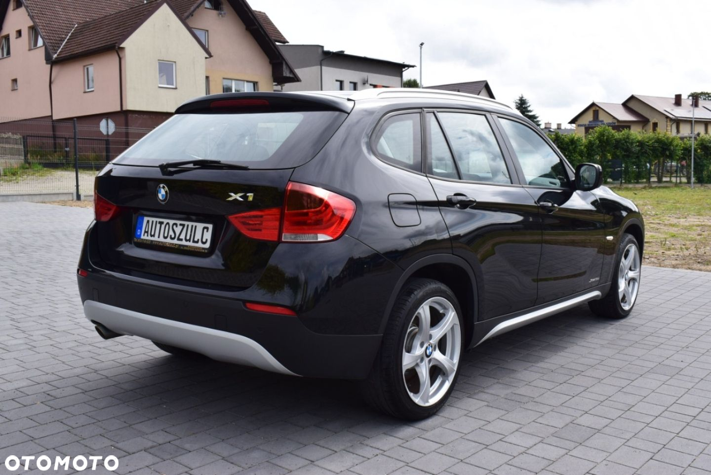 BMW X1 - 8