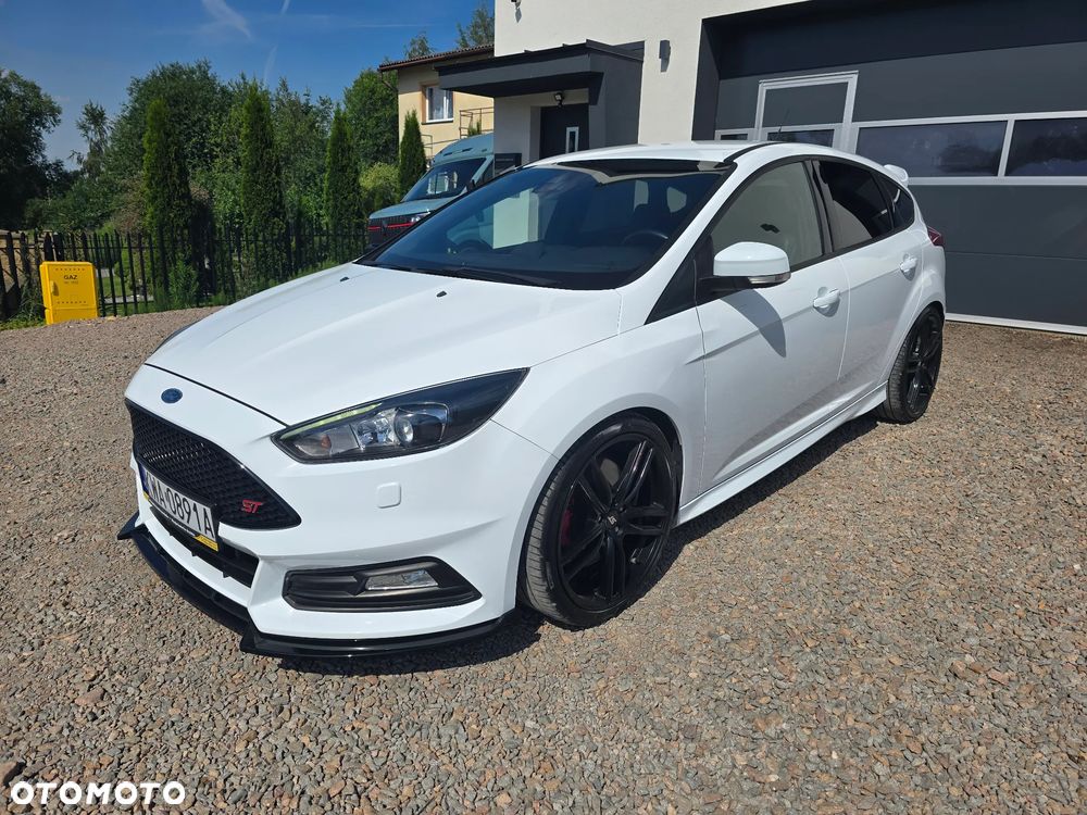 Ford Focus - 2
