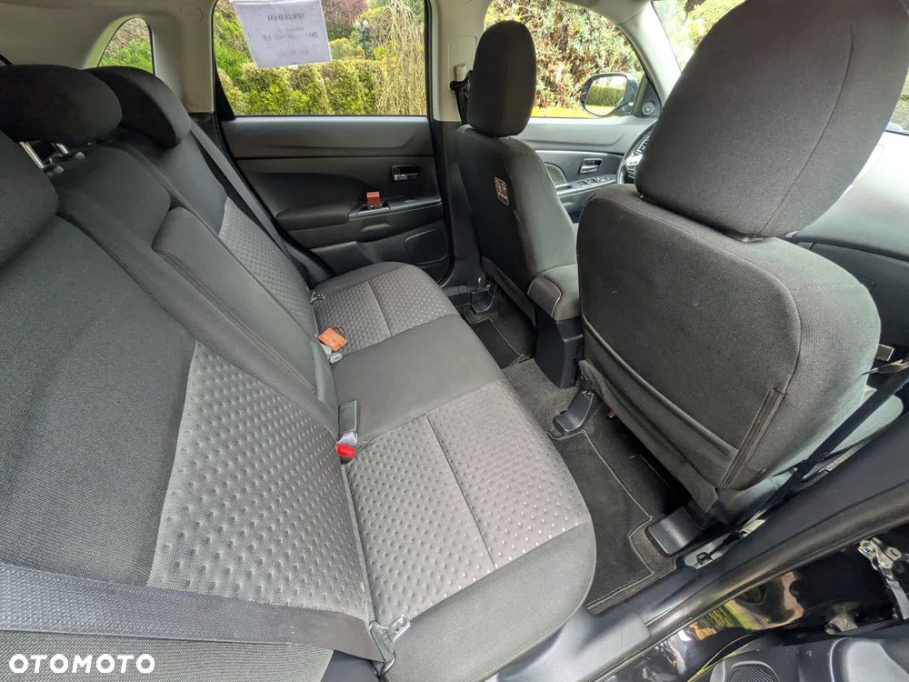 Mitsubishi ASX - 17