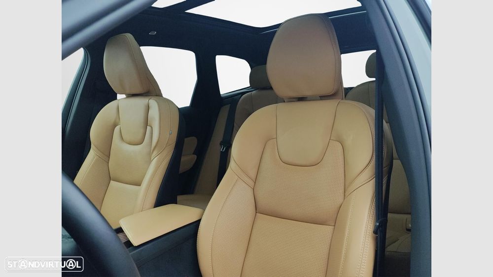 Volvo XC 60 2.0 T6 PHEV Ultimate Bright AWD - 11