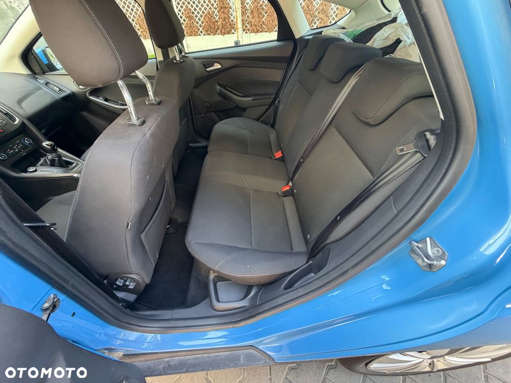 Ford Focus 1.6 SYNC Edition - 17