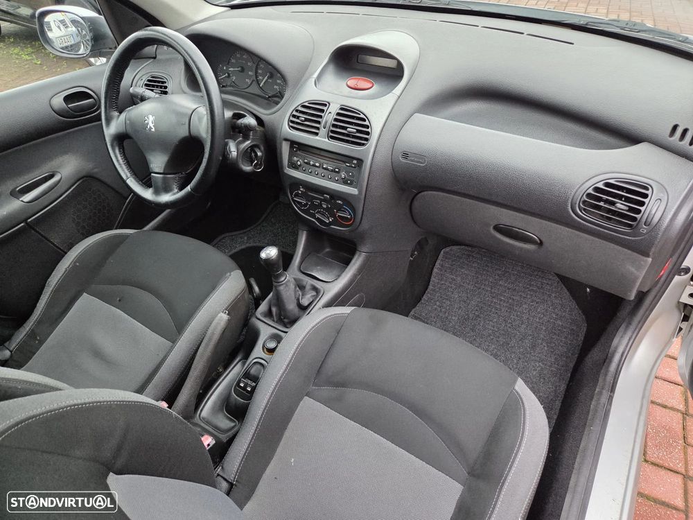 Peugeot 206 SW 1.4 - 6