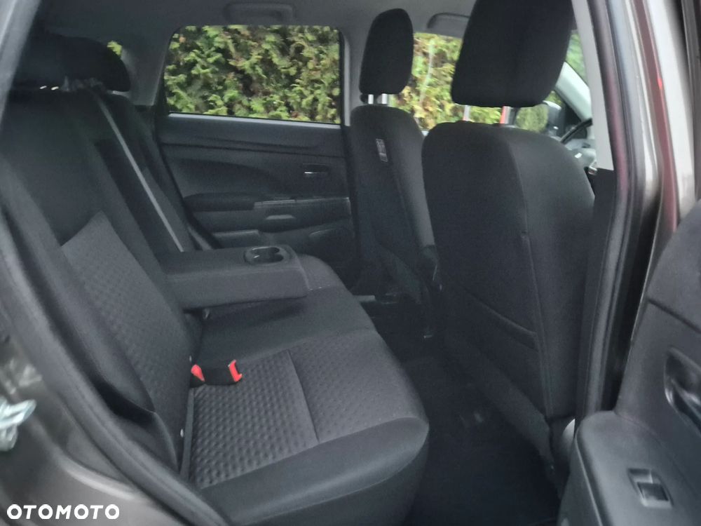 Mitsubishi ASX 1.8 DI-D 2WD Comfort Edition - 31