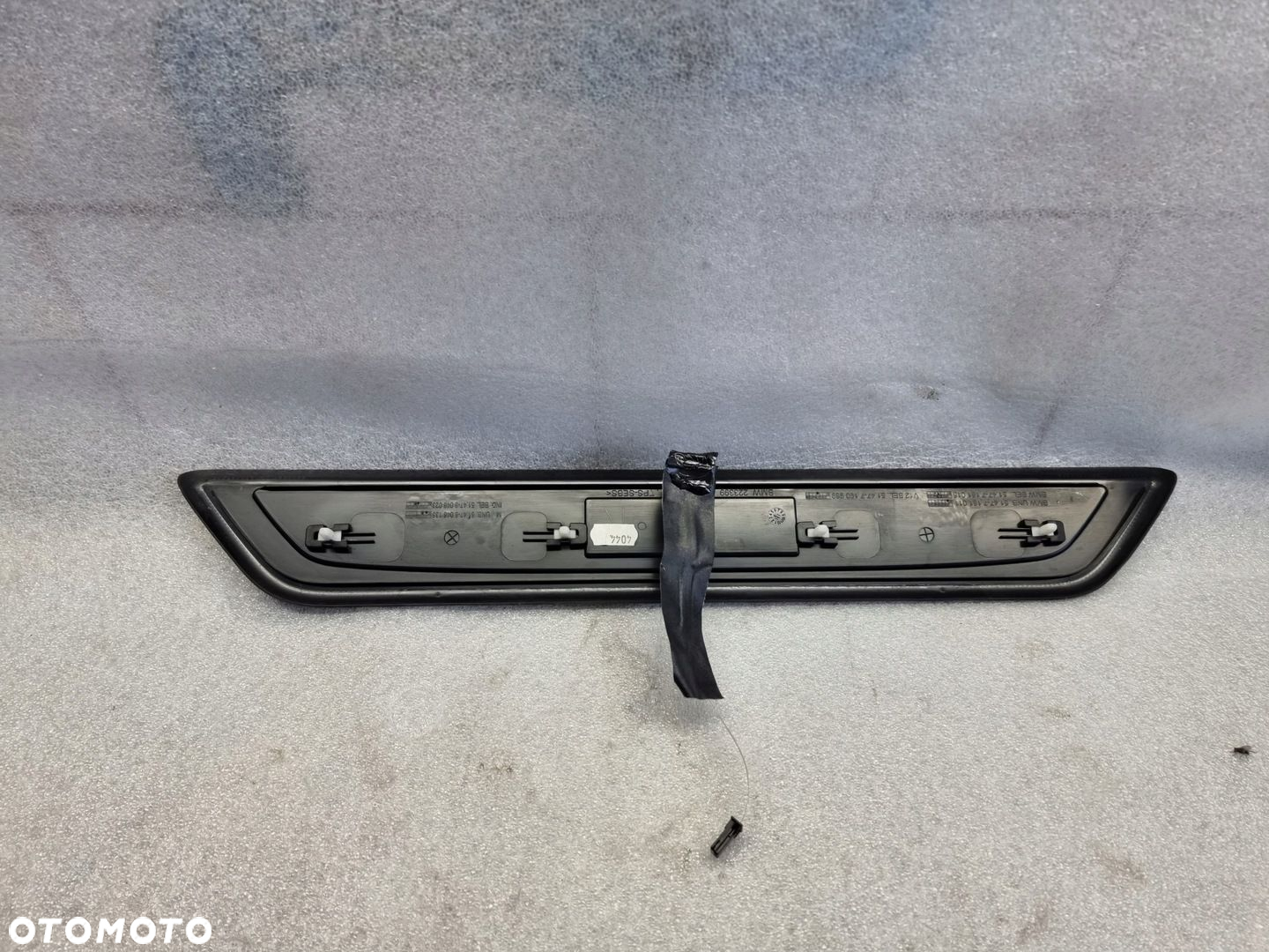 BMW F01 F02 LISTWA NAKŁADKA PROGU PRZÓD 7181011 - 6