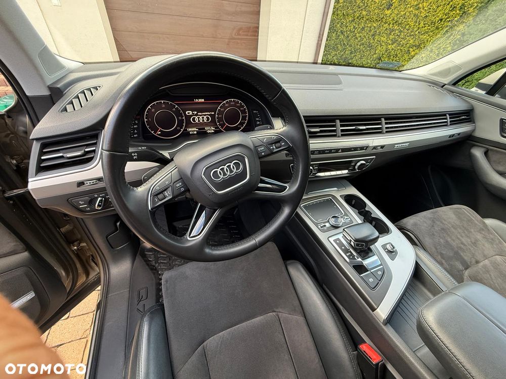 Audi Q7 - 9