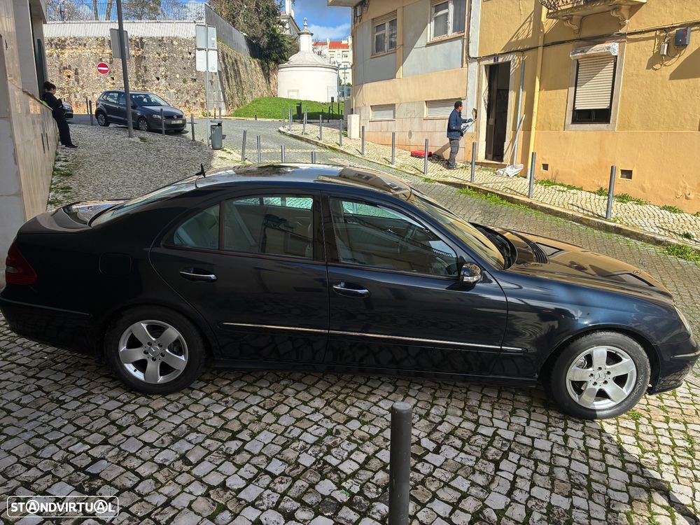 Mercedes-Benz E 270 - 4