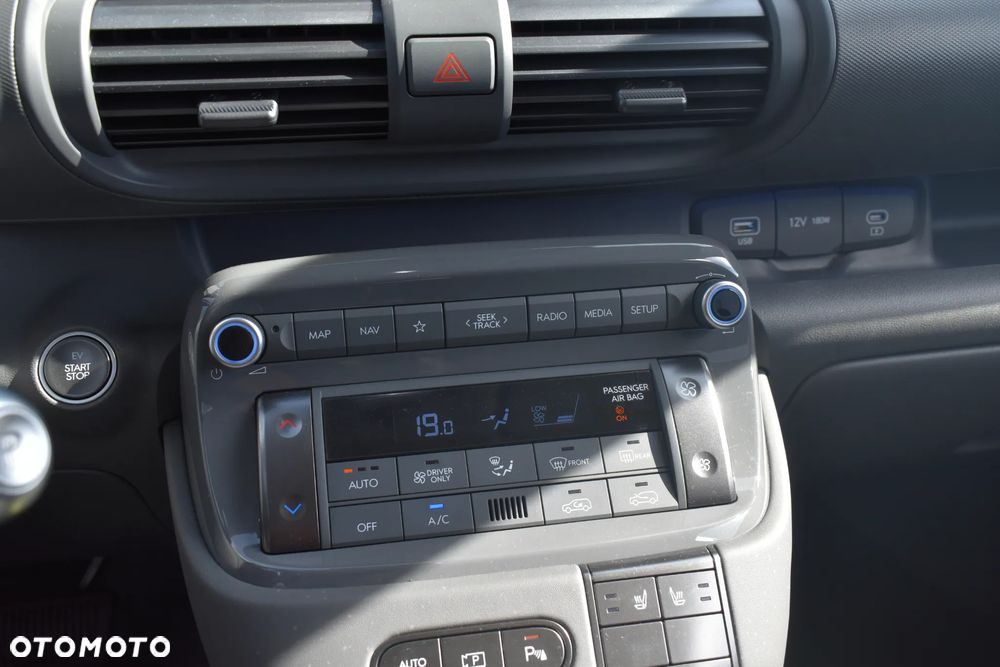 Hyundai Inster 49kWh Cross Smart - 18