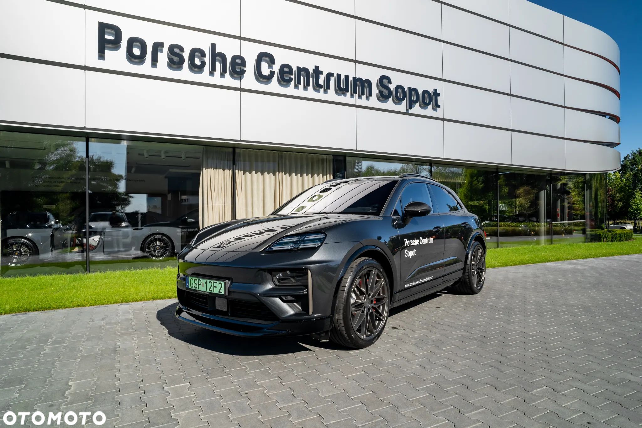 Porsche Macan Turbo 100kWh - 1