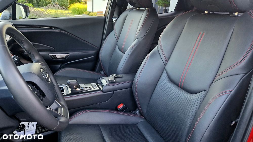 Lexus LBX 1.5 Hybrid Emotion - 23