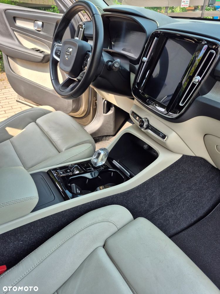 Volvo XC 40 T3 Inscription - 12
