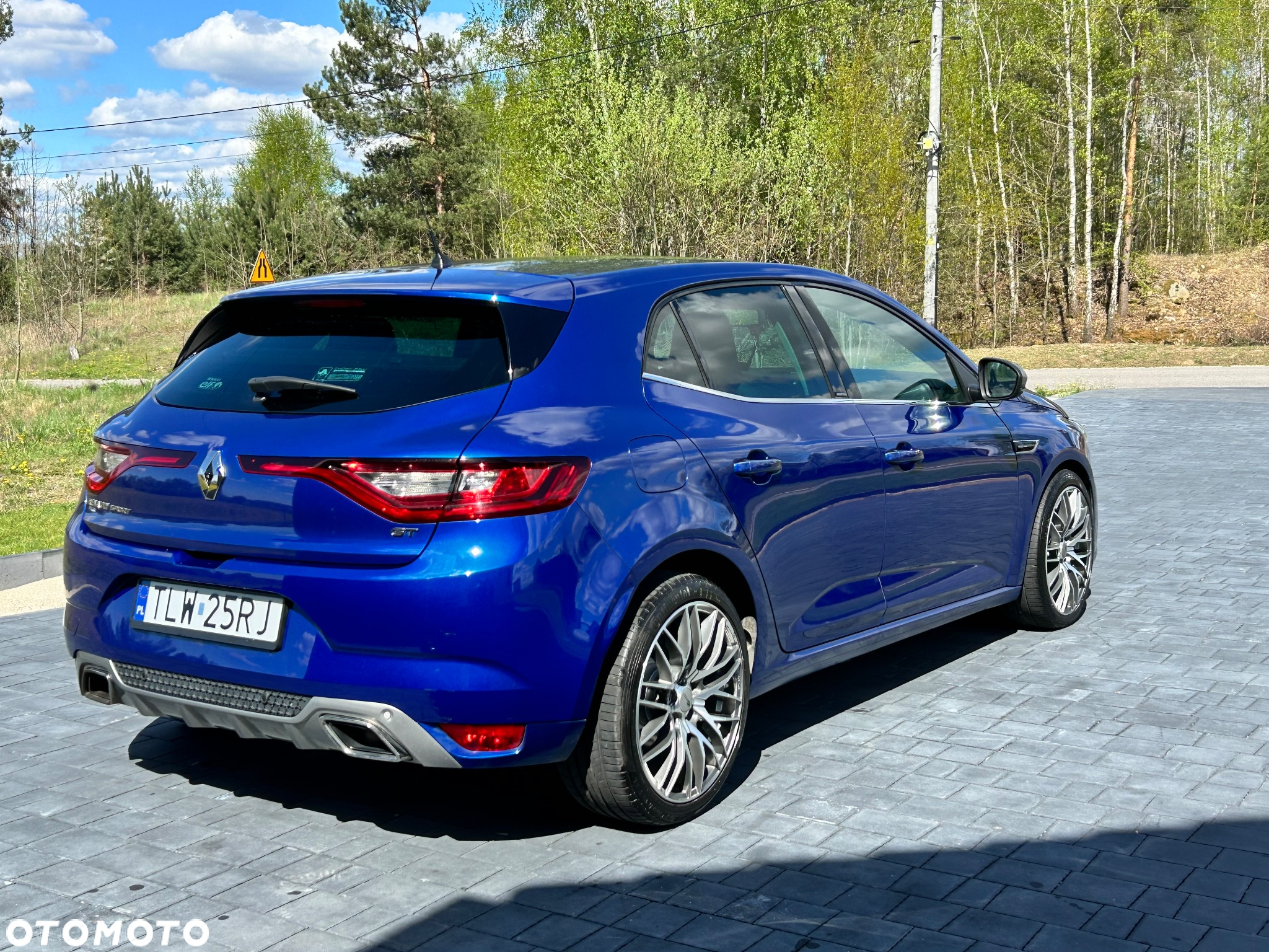 Renault Megane 1.6 TCe GT EDC - 10