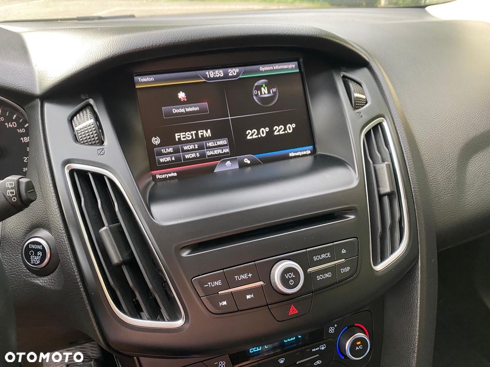 Ford Focus 1.0 EcoBoost Titanium - 18