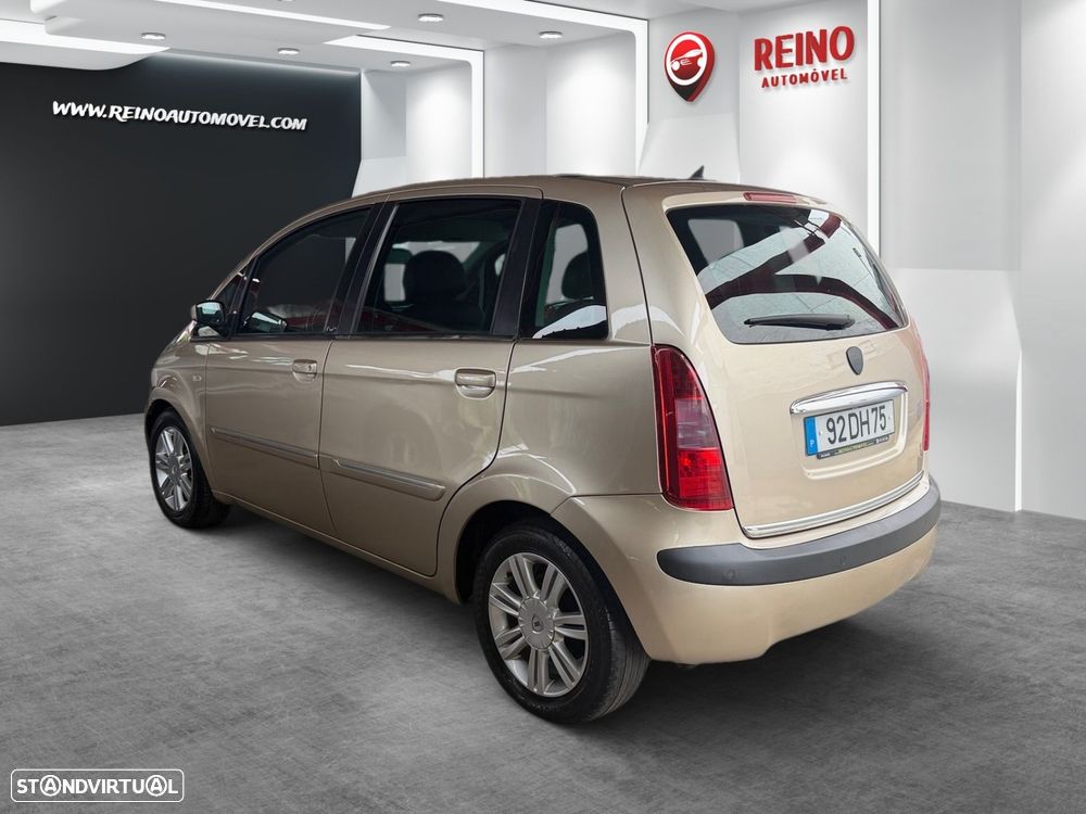 Lancia Musa 1.3 16V M-jet DFN Platino - 4