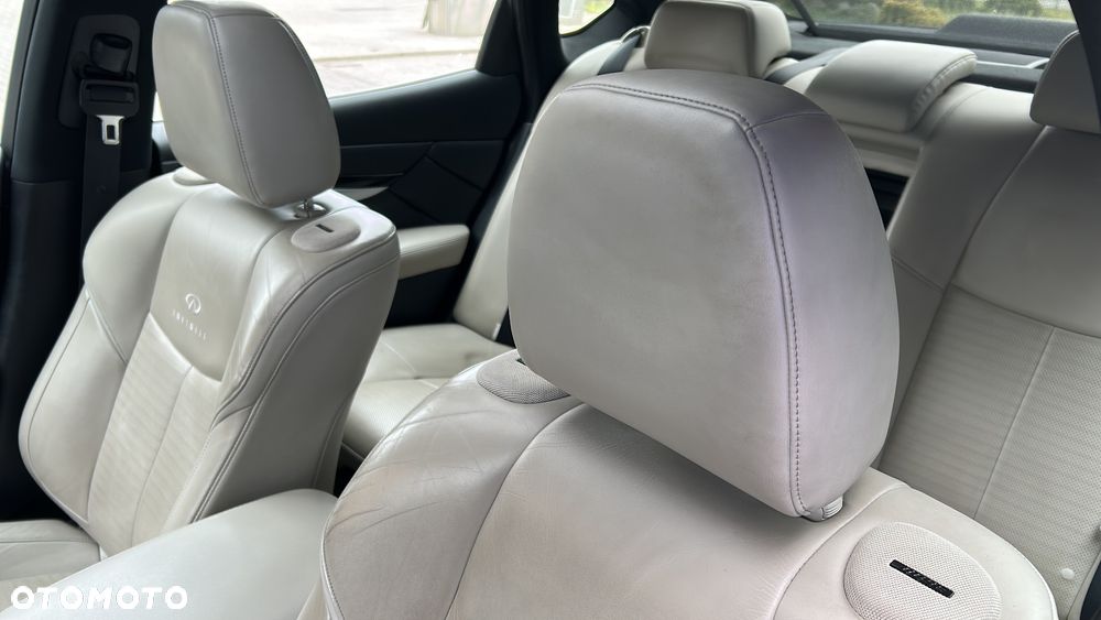 Infiniti M M30d S Premium - 5