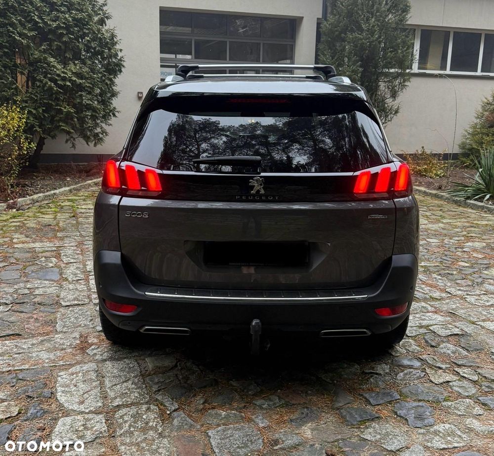Peugeot 5008 THP 165 EAT6 Allure - 36