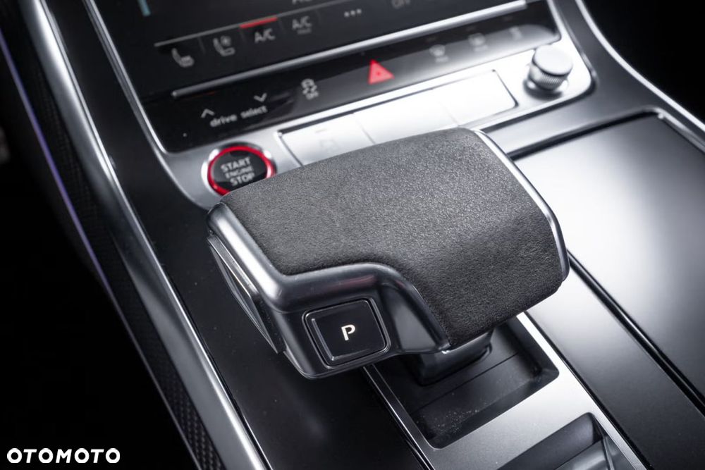 Audi RS Q8 TFSI quattro tiptronic - 20