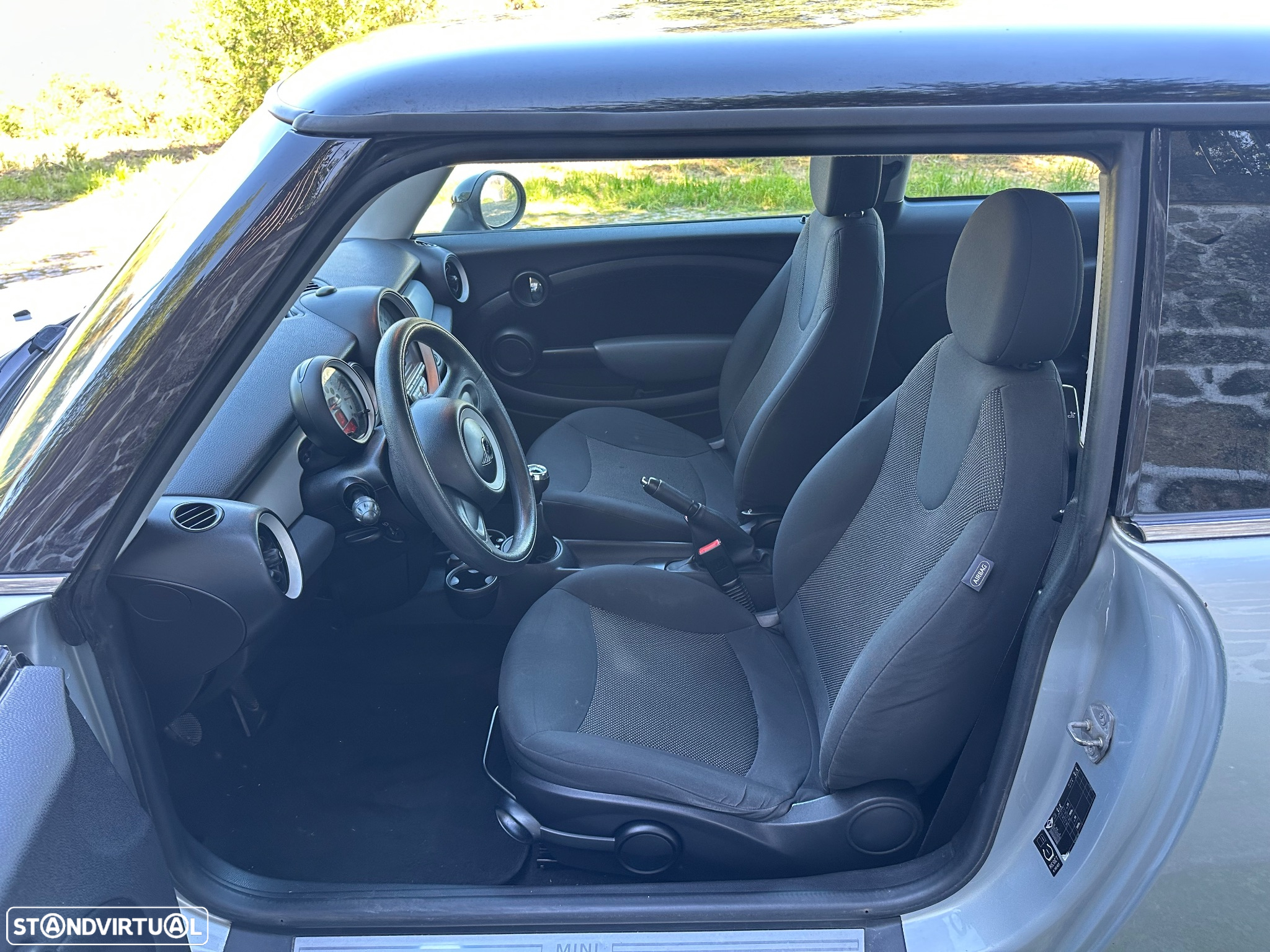 MINI 3 Portas One 1.4 - 19