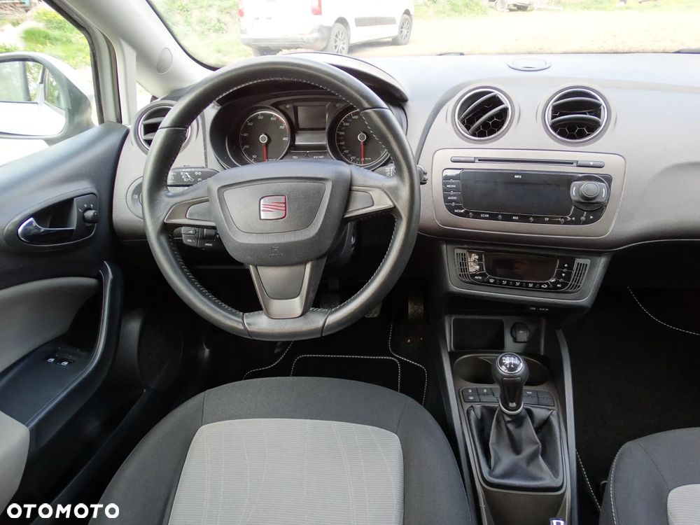 Seat Ibiza 1.4 16V Style - 11