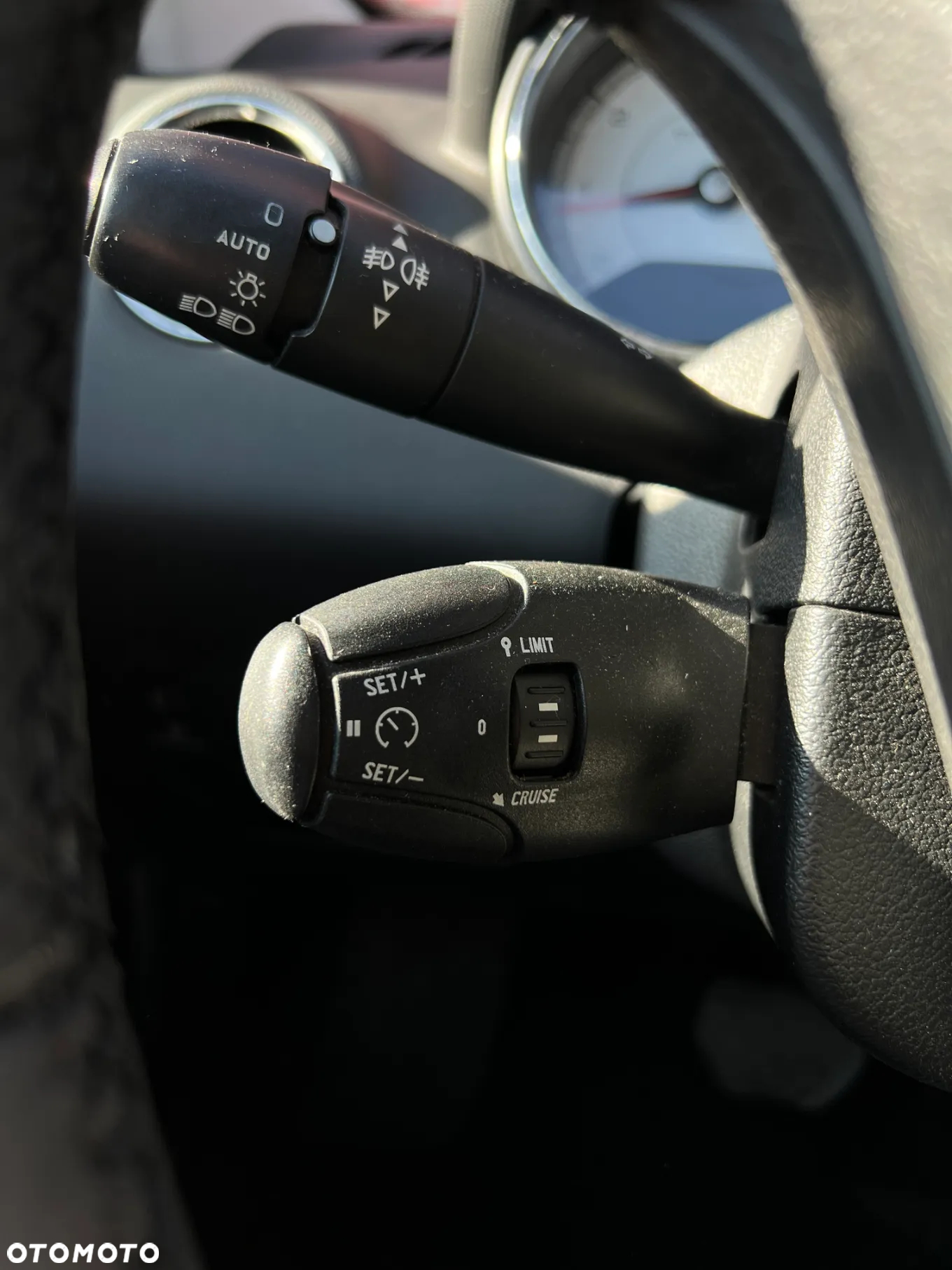 Peugeot 308 - 24