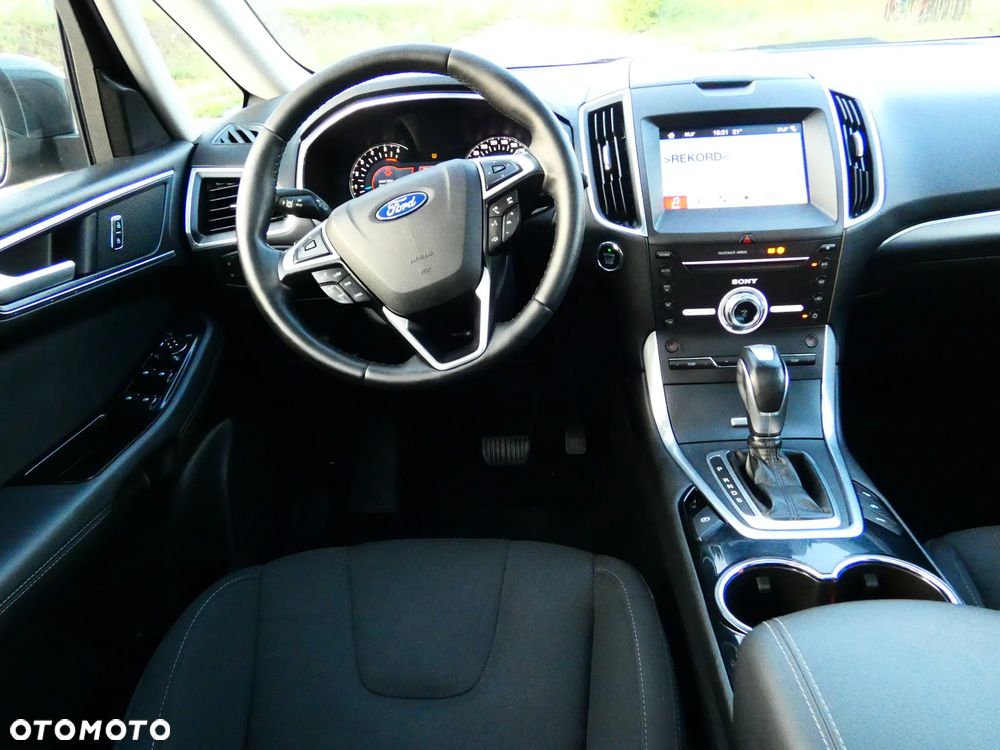 Ford S-Max 2.0 TDCi Titanium PowerShift - 15
