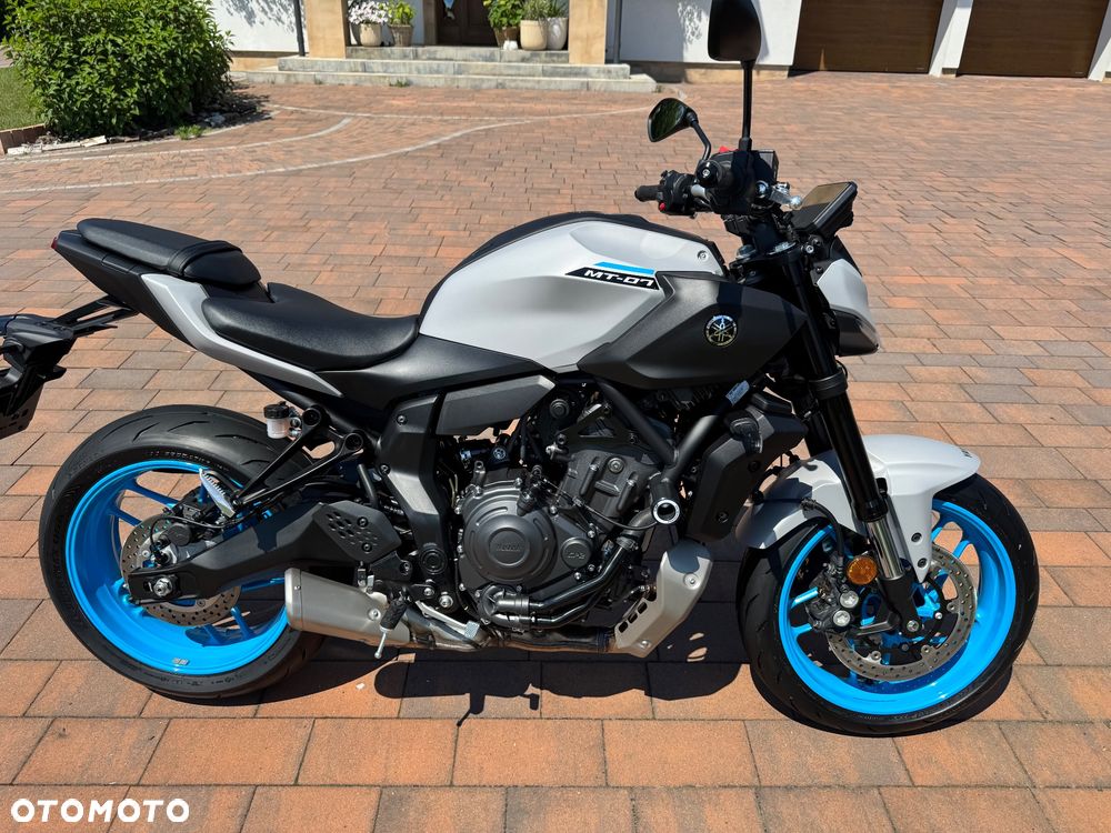 Yamaha MT - 2