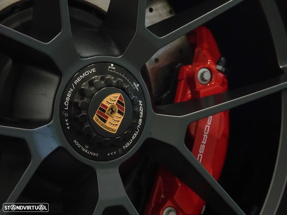 Porsche 911 (992) Carrera GTS - 13