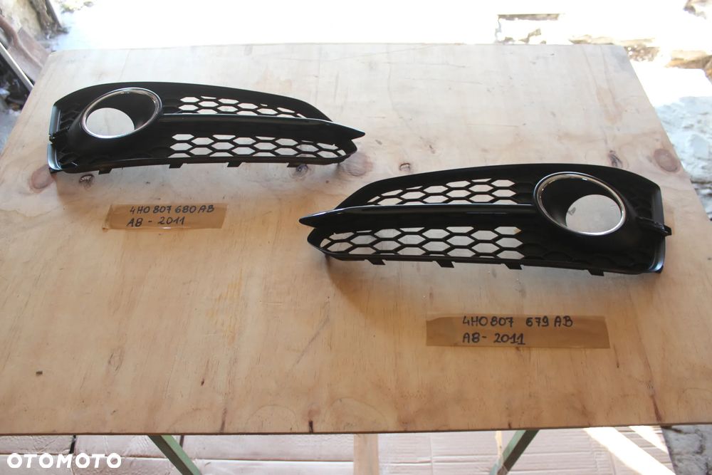 KRATKA ZDERZAKA LEWA AUDI A8 D4 4H0807679AB 2014 - 1