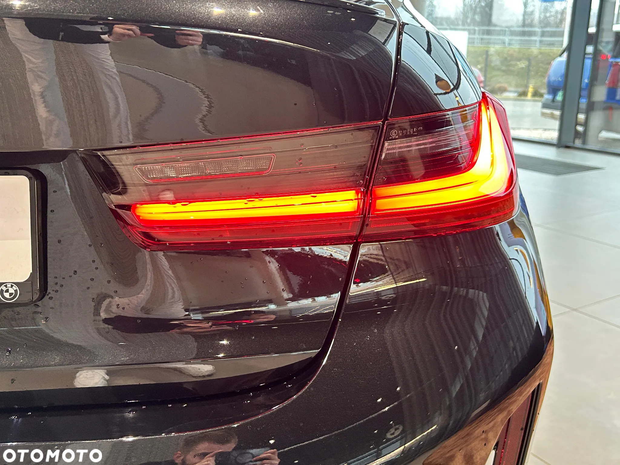 BMW Seria 3 318d M Sport - 11