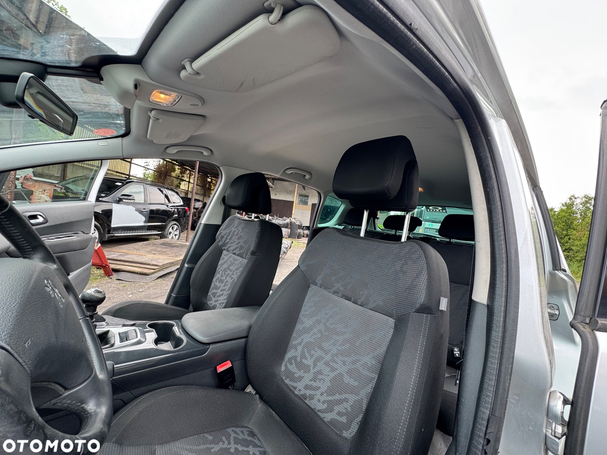 Peugeot 3008 1.6 HDi Premium - 15