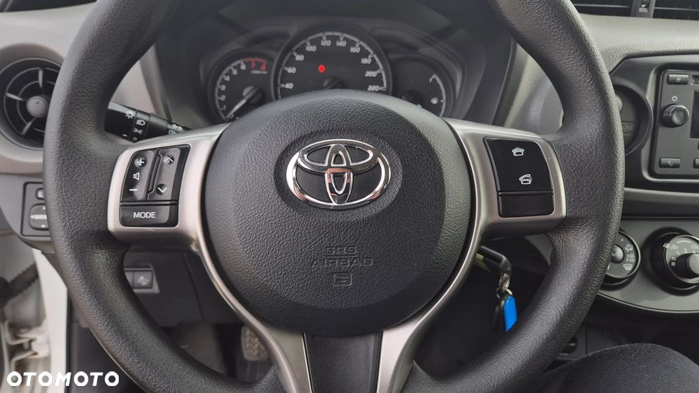 Toyota Yaris 1.5 Active - 20