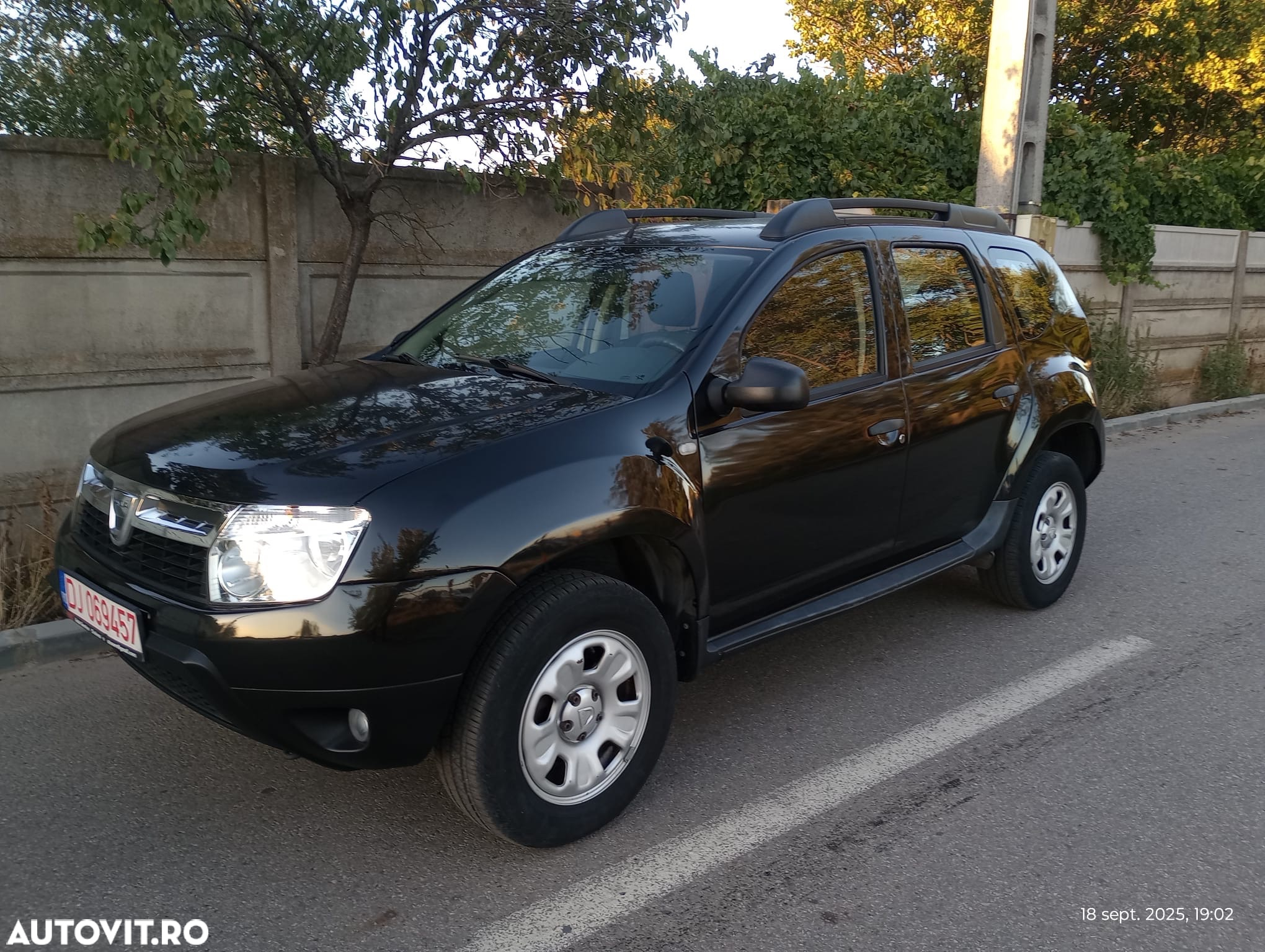 Dacia Duster 1.6 4x2 Laureate - 7