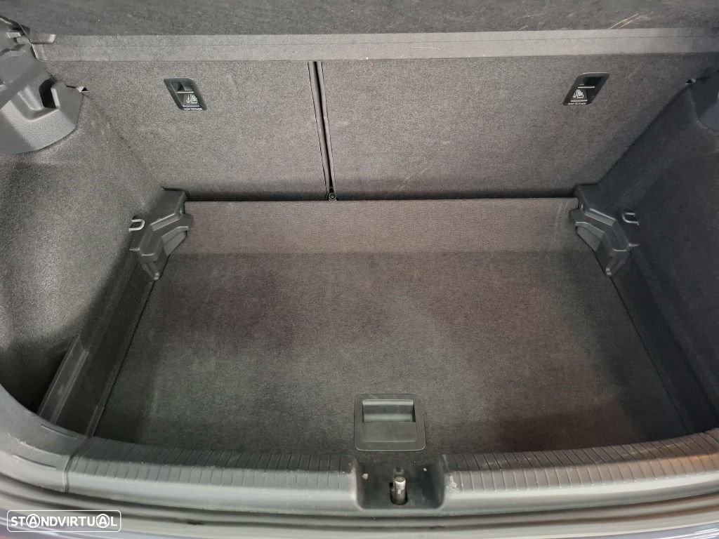VW Polo 1.0 TSI Urban DSG - 24