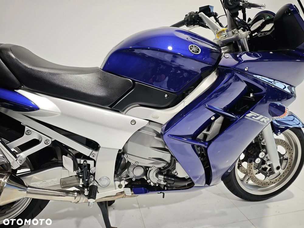 Yamaha FJR - 7